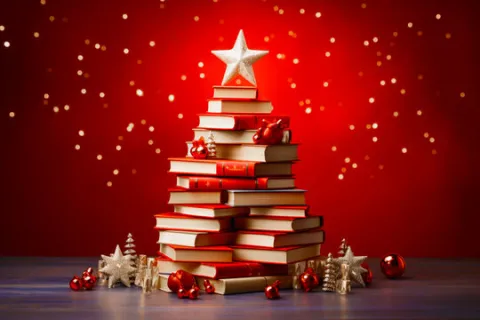 Book Christmas Tree